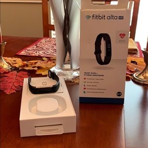 FITBIT Alta HR